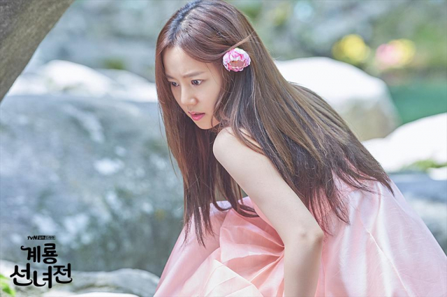 [화보] 계룡선녀전 문채원 미모로 열일…선녀 나오는 한국 드라마 역사 전환점? tvN