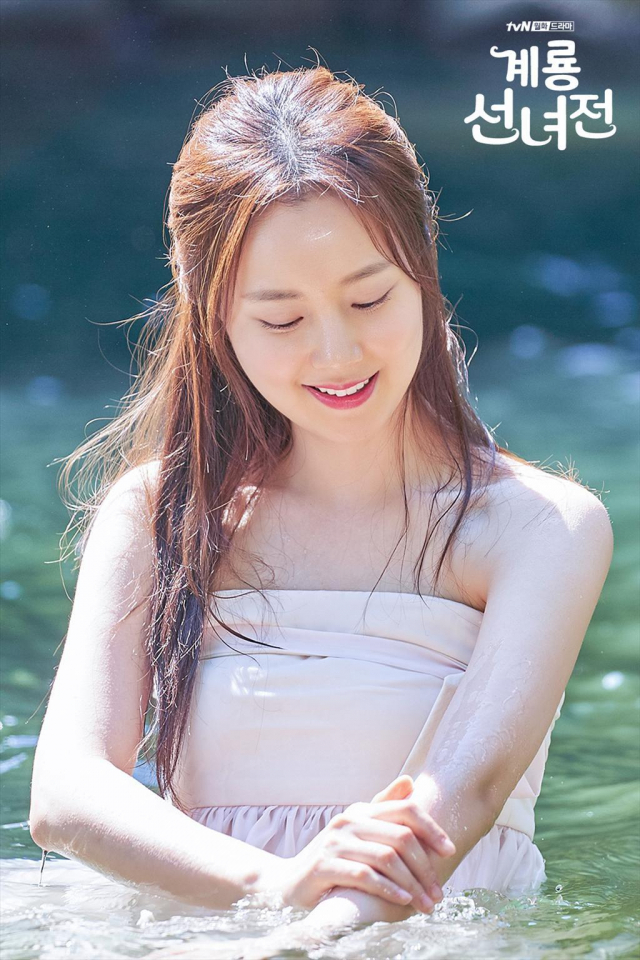 [화보] 계룡선녀전 문채원 미모로 열일…선녀 나오는 한국 드라마 역사 전환점? tvN