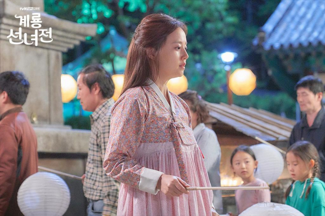 [화보] 계룡선녀전 문채원 미모로 열일…선녀 나오는 한국 드라마 역사 전환점? tvN
