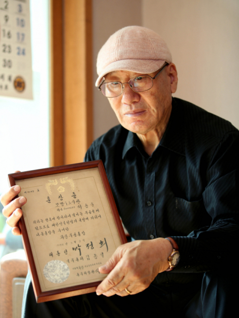 지난해 11월 매일신문과 인터뷰 중인 서동윤 씨. 매일신문 DB.