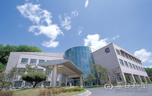 가툴릭상지대학교가 전국 전문대 지속지수 평가에서 전국 7위, 대구·경북 3위를 차지했다. 특히, 생활 부문에서는 전국 1위를 차지했다. 가톨릭상지대 제공
