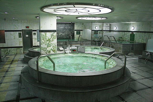 Solgi Hot Spring.