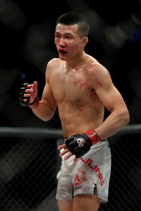 지난 11일 UFC 파이트 나이트 139 로드리게스와의 페더급 메인이벤트 경기에서 패한 정찬성. AFP연합뉴스