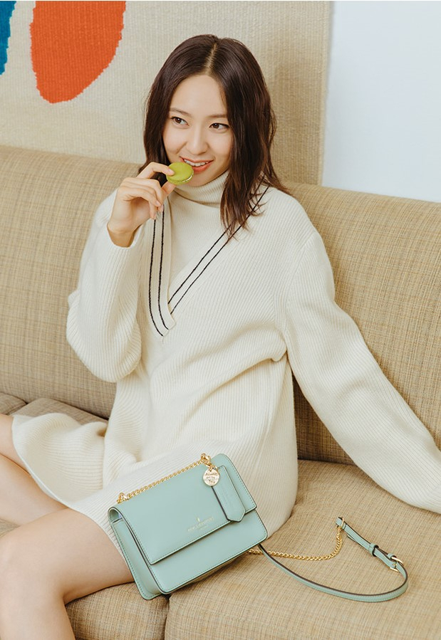폴스부띠끄 모델 크리스탈. 폴스부띠끄 홈페이지