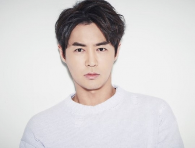 신화 전진(박충재)