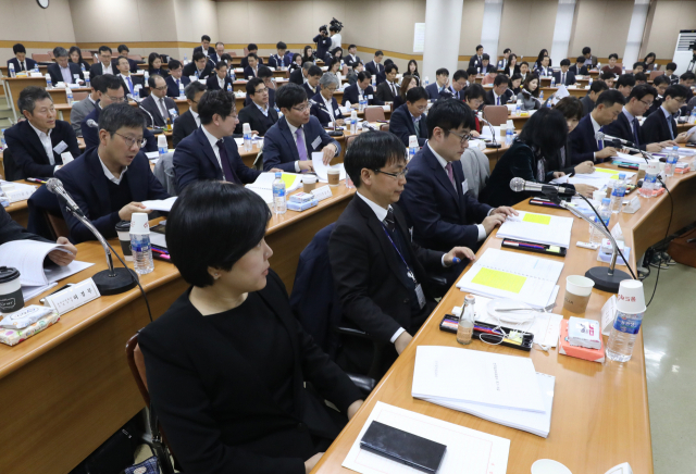 19일 경기 고양시 사법연수원에서 전국법관대표회의가 진행되고 있다. 이날 법관대표들은 사법행정권 남용 의혹에 연루된 현직 판사들에 대해 징계 절차 외에 탄핵소추 절차까지 함께 검토돼야 한다는 의견을 모았다.