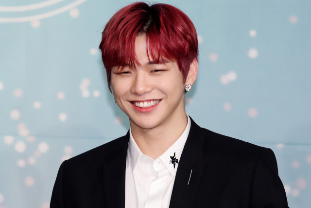 그룹 워너원 강다니엘이 19일 오후 서울 영등포구 콘래드 호텔에서 열린 첫 번째 정규앨범 