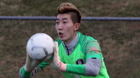 19일 호주 브리즈번 페리 공원에서 한국축구대표팀 조현우가 훈련하고 있다. 호주와의 평가전을 무승부로 마친 대표팀은 20일 우즈베키스탄과 평가전을 한다. 연합뉴스