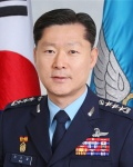 원인철(57·공사 32기) 공군 중장이 22일 합동참모본부 차장에 임명됐다.
