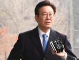 민주당의 논란의 중심에 있는 이재명 경기도지사. 연합뉴스