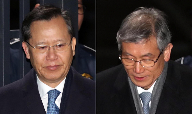사법행정권 남용 사건에 관여한 의혹을 받는 박병대(왼쪽), 고영한 전 대법관이 7일 오전 구속영장이 기각된 후 경기도 의왕 서울구치소를 나서고 있다. 연합뉴스