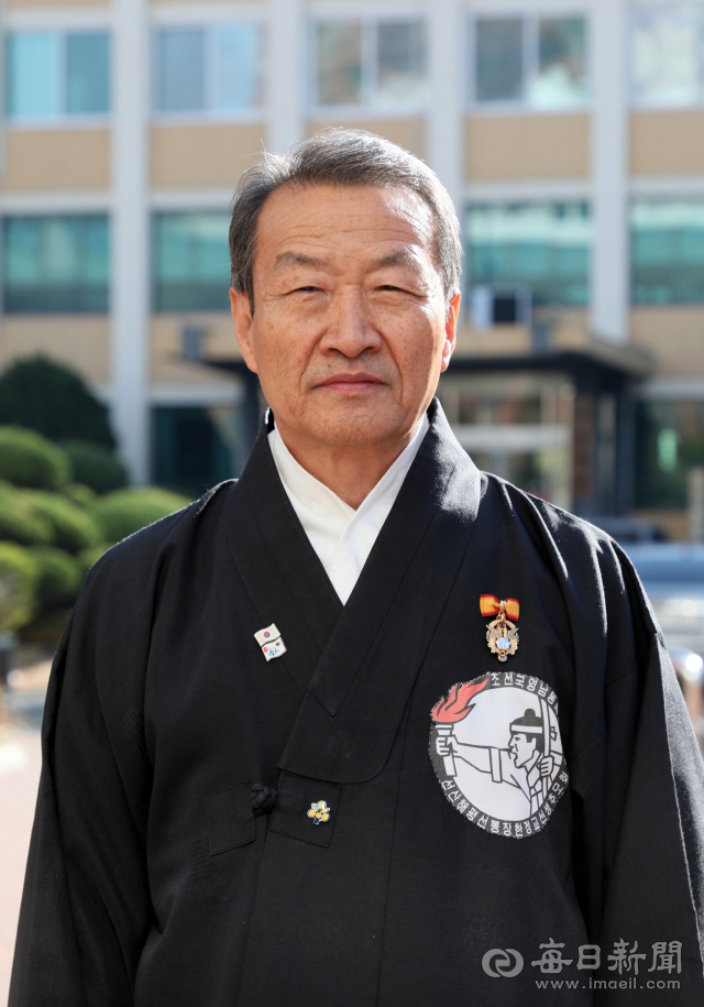 5대째 동학농민운동 및 항일운동에 앞장서고 있는 한명수 영남동학농민전쟁 유족회장. 김태형 기자 thkim21@msnet.co.kr
