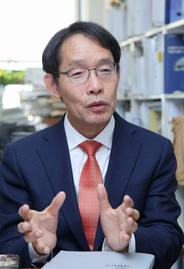 고문현 한국헌법학회 회장. 이무성 객원기자