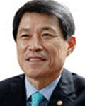 의원직을 잃게 된 자유한국당 이군현 의원. 네이버 캡처