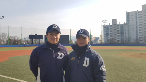 대구고 야구부 투타의 핵심인 포수 현원회(왼쪽)와 좌완투수 이승민. 환상의 호흡을 자랑하는 이들은 지난해 전국대회 2관왕의 영광을 올해도 계속 이어가겠다는 각오를 다지고 있다. 김병훈 기자