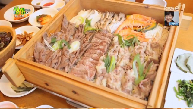 소고기모둠편백찜. KBS2 