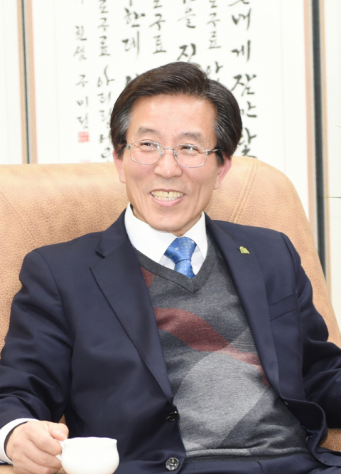 고윤환 문경시장