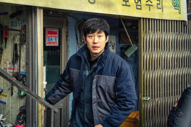 사진. 초록뱀미디어