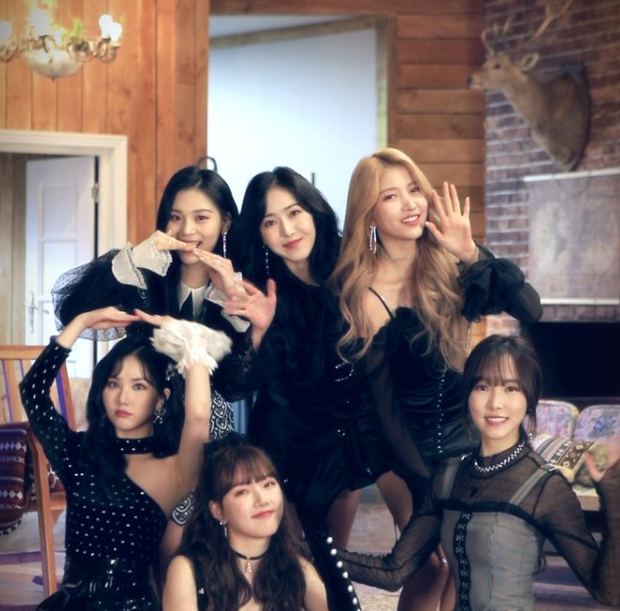 사진 제공=여자친구 공식 트위터