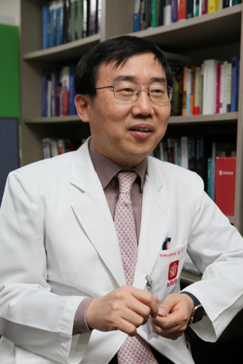김신우 경북대병원 감염내과 교수. 매일신문DB
