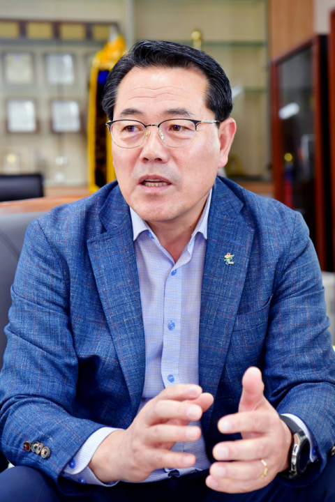 전찬걸 울진군수