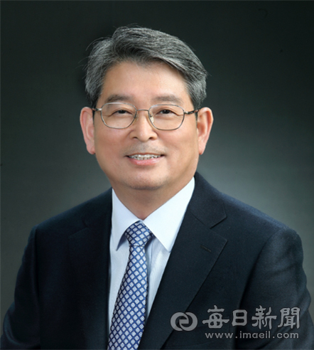 안동대 총장 1순위 후보로 선출된 권순태 교수.