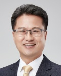 더불어민주당 김정우 의원. #김정우 의원 성추행 혐의 피소