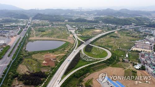 신대구부산고속도로 [신대구부산고속도로 제공=연합뉴스]