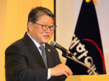 국회도서관 강당에서 