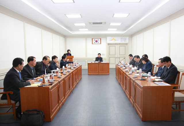 서구청이 서구 대표축제 개발을 위한 연구용역 착수보고회를 개최하고 본격 연구에 돌입했다. 대구 서구청 제공.