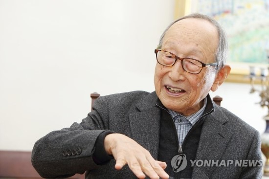 김형석 연세대 명예교수. 연합뉴스