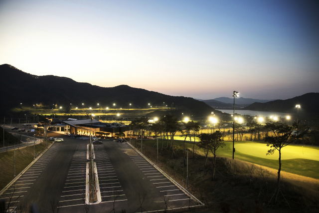 계곡과 연못을 자연 그대로 살린 내장산CC 전경