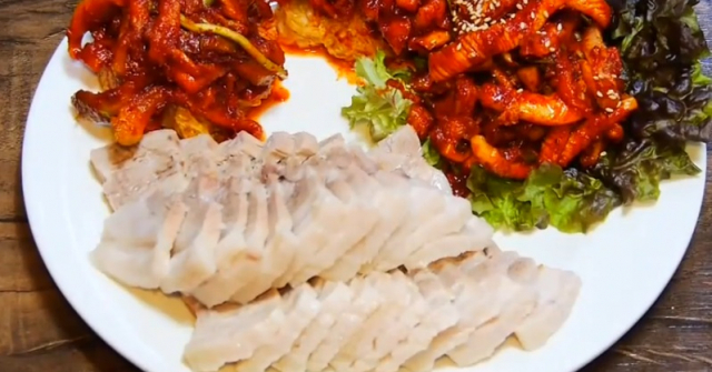 오징어보쌈 맛집 종로3가역 종로보쌈골목 