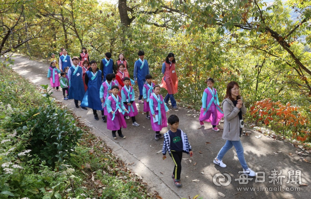 문화재청의 살아숨쉬는 서원·향교 문화재 활용사업으로 추진된 