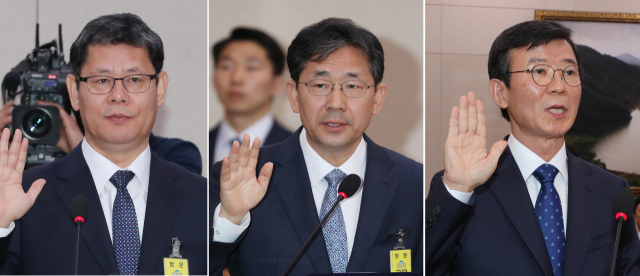 26일 국회에서 장관 후보자들이 인사청문회에 앞서 선서하고 있다. 왼쪽부터 김연철 통일부 장관 후보자, 박양우 문체부 장관 후보자, 문성혁 해양수산부 장관 후보자. 연합뉴스