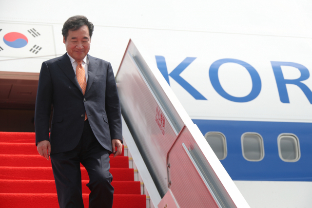 이낙연 국무총리가 27일 중국 하이난(海南)성에서 열리는 