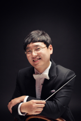 국악관현악 지휘 김동현