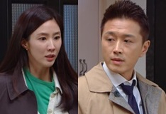 사진. 왼손잡이 아내 이수경