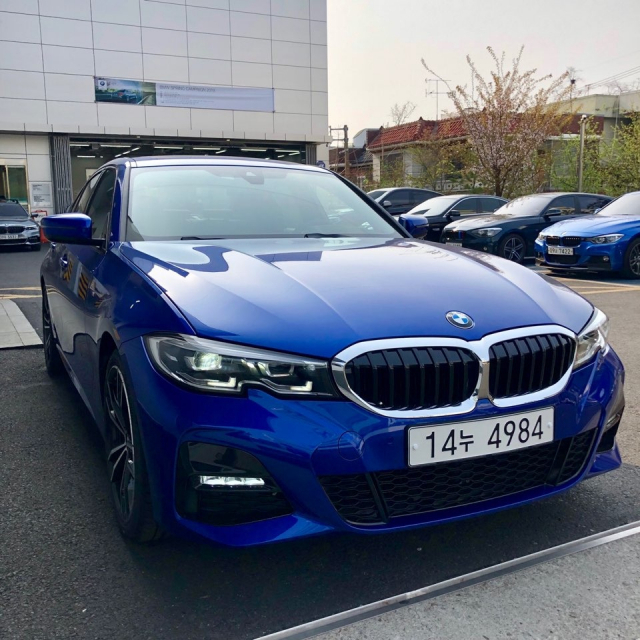 4월 출시한 7세대 BMW 3시리즈 330i 모델. 한독모터스 대구지점 제공