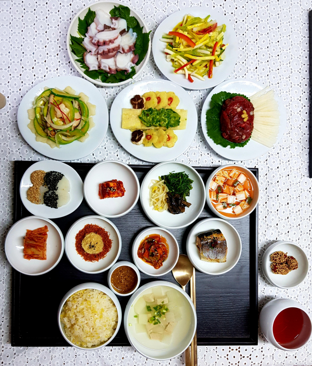 영주지역 대표 향토음식인 선비반상. 영주시 제공