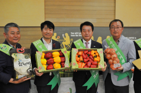 경남 합천군(군수 문준희)과 롯데백화점 상인점(점장 이승희)은 지난 24일 롯데백화점 상인점에서 