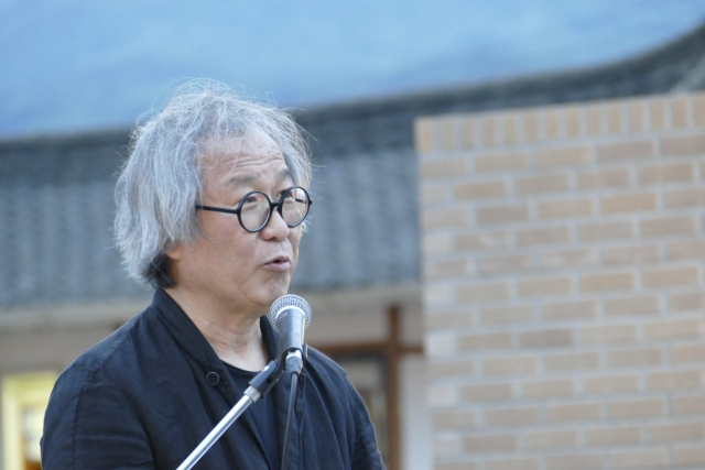 승효상 이로재 대표가 26일 하양무학로교회에서