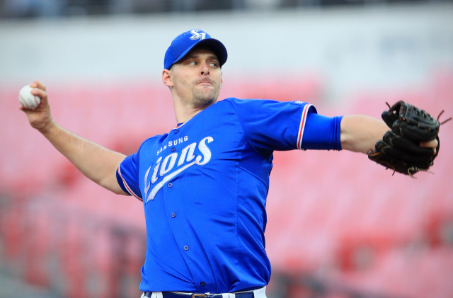 삼성 라이온즈 외국인 투수 저스틴 헤일리가 11일 광주기아챔피언스필드에서 열린 2019 KBO리그 KIA 타이거즈와 경기에 선발 등판해 투구하고 있다. 삼성 라이온즈 제공
