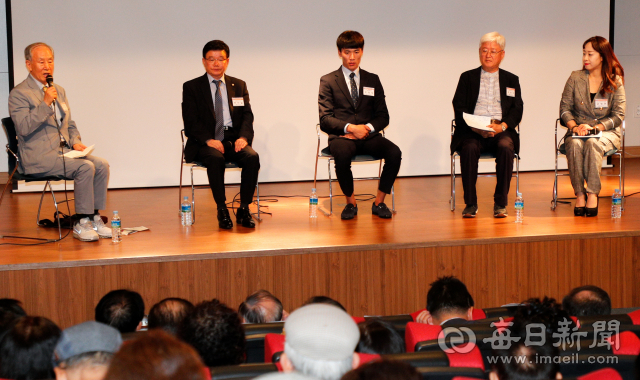27일 대구 수성구 범어도서관에서 열린