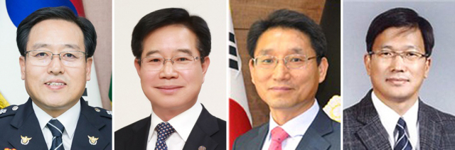 정부는 1일 경찰 고위직 인사를 단행했다. 이용표 부산지방경찰청장(치안정감, 왼쪽)이 서울지방경찰청장(치안정감)으로 전보·내정됐다. 또, 김창룡 경남지방경찰청장(왼쪽 두번째부터)은 부산지방경찰청장으로, 배용주 경찰청 수사국장은 경기남부경찰청장으로, 이준섭 경찰청 보안국장은 경찰대학장으로 각각 승진과 함께 내정됐다. [경찰청 제공. 재판매 및 DB 금지] 연합뉴스