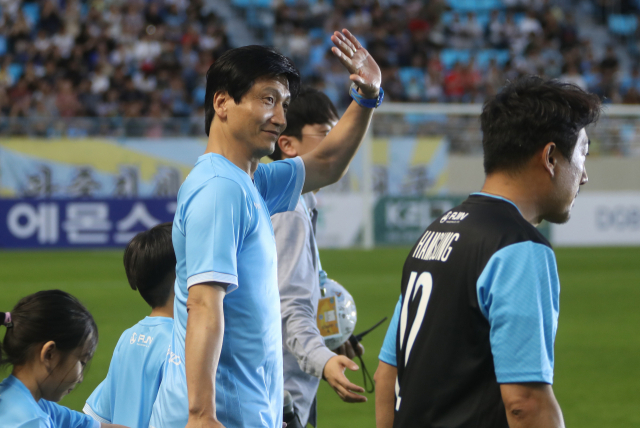 2019 FIFA U-20 월드컵에서 축구대표팀을 준우승으로 이끈 정정용 U-20 대표팀 감독이 22일 오후 대구 북구 DGB대구은행파크에서 열린 
