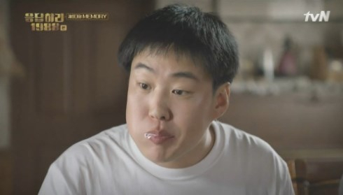 과거 모습과 크게 달라진 배우 안재홍의 근황이 공개되면서 9일 실시간 검색어에 