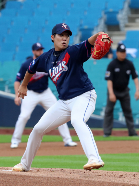 삼성 김한수 감독은 3일 서울 잠실구장에서 열리는 2019 KBO리그 삼성 라이온즈와 LG 트윈스의 경기 선발투수로 원태인을 예고했다. 삼성 라이온즈 제공