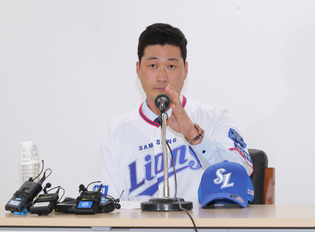 오승환이 10일 대구삼성라이온즈파크에서 복귀 기자회견에 임하고 있다. 삼성 라이온즈 제공