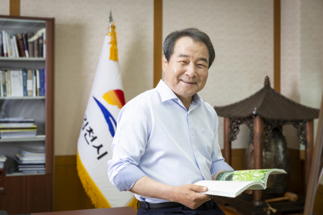 김충섭 김천시장, 김천시 제공